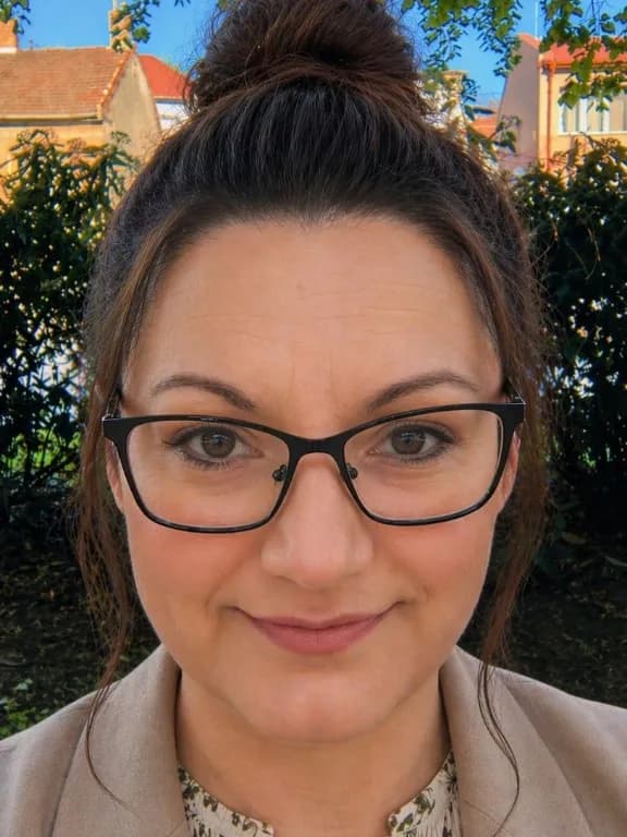 Poczai Olga profilképe
