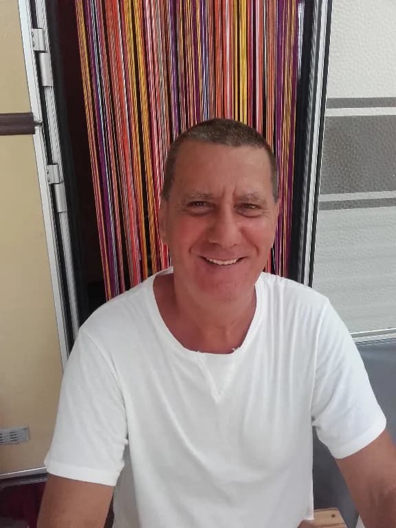 Hlacs Norbert profilképe