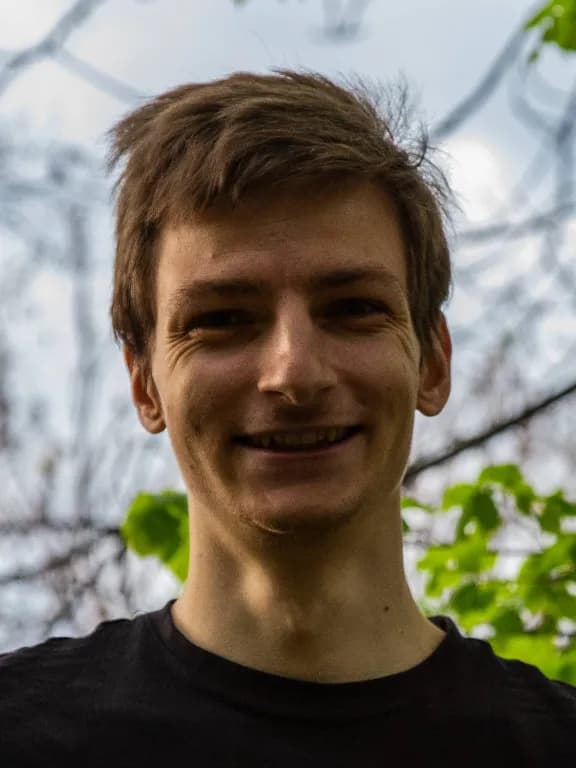 KALYDY BARNABÁS profilképe