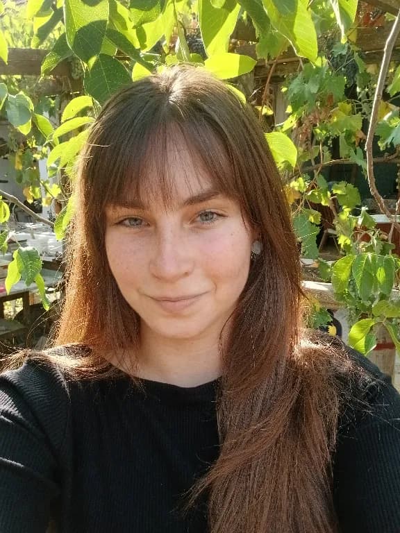 Korecz Dorottya profilképe