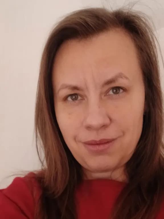 Karsai Nóra profilképe